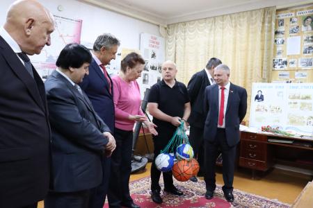 Депутаты фракции КПРФ Волгоградской областной Думы с рабочим визитом посетили Цацинскую школу