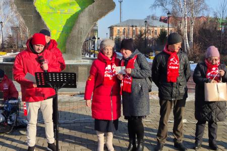 В Тюмени отметили 106-ую годовщину Великого Октября