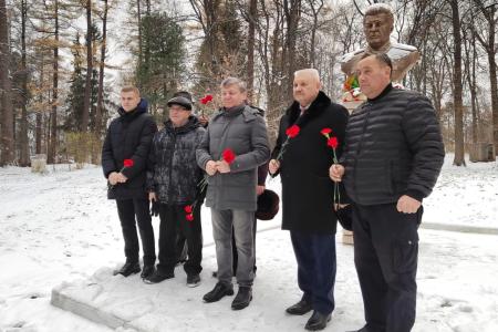 Дмитрий Новиков в Кировской области: Попытки “отменить” гражданскую инициативу по установке памятника Сталину мы рассматриваем как посягательство на национальную память