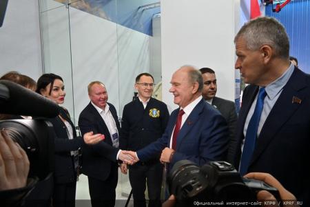 Г.А. Зюганов выступил в Москве на выставке-форуме «Россия» (ВДНХ) в День Ульяновской области