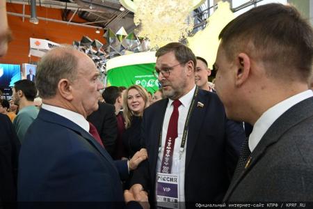 Г.А. Зюганов выступил в Москве на выставке-форуме «Россия» (ВДНХ) в День Ульяновской области