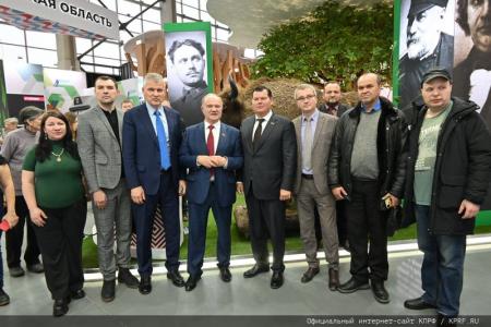 Г.А. Зюганов выступил в Москве на выставке-форуме «Россия» (ВДНХ) в День Ульяновской области