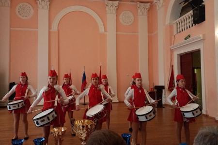 Орловская область. Конкурс знамённых групп и барабанщиков