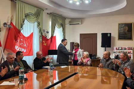 Республика Крым: В Керченском городском отделении КПРФ прошел круглый стол в честь 106-й годовщины Великой Октябрьской социалистический революции