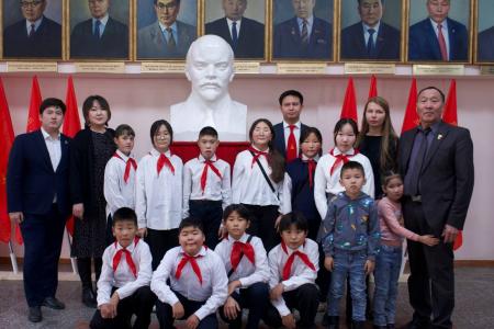 Коммунисты Бурятии отметили 105-ю годовщину Ленинского Комсомола