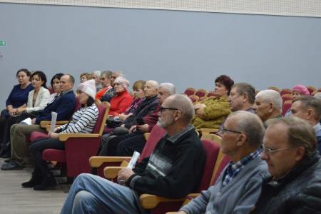 Алтайский край. Мария Прусакова вместе с депутатами фракции КПРФ в АКЗС посетила Тальменский район