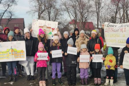 Мария Прусакова обратилась к Президенту России по вопросу строительства школы в городе Бийске