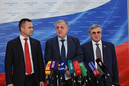Депутат Госдумы Сергей Казанков: Правительство вновь пытается протащить дистанционное обучение в школы