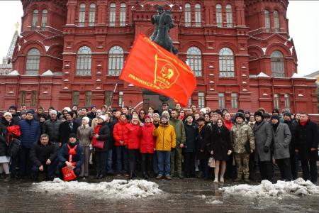 Укреплять фронт борцов за идеалы Великого Октября! Репортаж об итогах VII Съезда ЛКСМ РФ