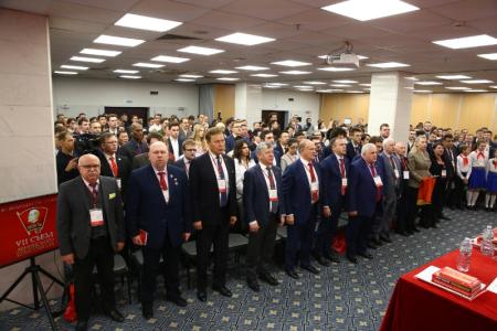 Укреплять фронт борцов за идеалы Великого Октября! Репортаж об итогах VII Съезда ЛКСМ РФ