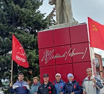Саратовские коммунисты отметили 106-ю годовщину Великого Октября
