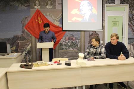 «Время Комсомола». Комсомольцы Белгорода провели мероприятие со студентами