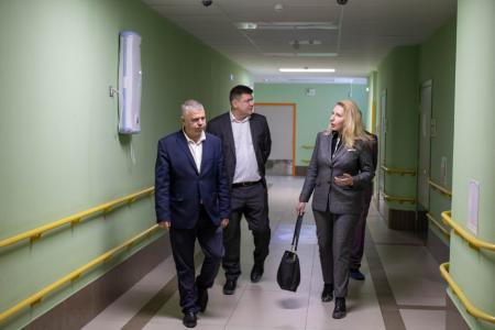 Мария Дробот посетила Республиканский реабилитационный центр для детей в Ижевске