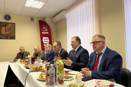 Коммунисты Московского областного комитета КПРФ с участием В.И. Кашина провели итоговое совещание первых секретарей организации