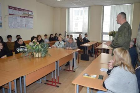 Подмосковные коммунисты СВОих не бросают!