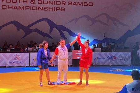 Алтайский край. Мария Прусакова поздравила с победой мировую чемпионку Алину Скрипачеву из села Мамонтово