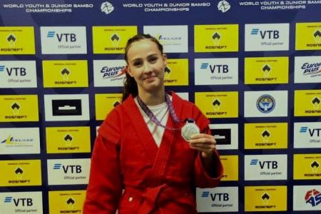 Алтайский край. Мария Прусакова поздравила с победой мировую чемпионку Алину Скрипачеву из села Мамонтово