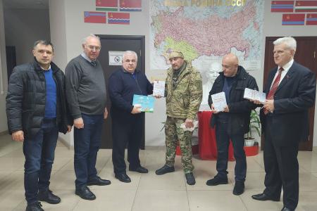 Делегация КПРФ во главе с К.К. Тайсаевым работает на Донбассе