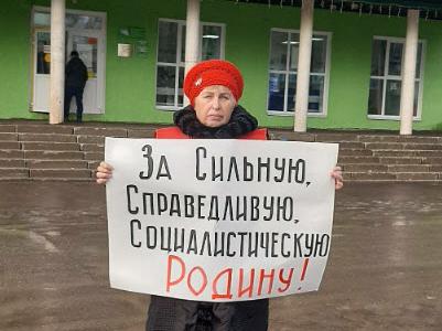 Коммунисты Саратовской области провели мероприятия, приуроченные к 144-й годовщине со дня рождения Иосифа Виссарионовича Сталина