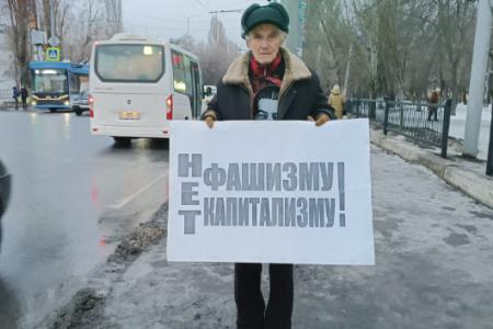 Коммунисты Саратовской области провели мероприятия, приуроченные к 144-й годовщине со дня рождения Иосифа Виссарионовича Сталина