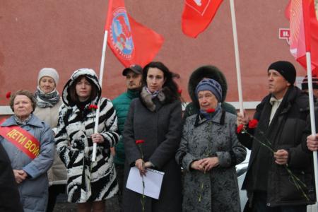 Пензенские коммунисты отметили 144-ю годовщину со дня рождения И.В. Сталина