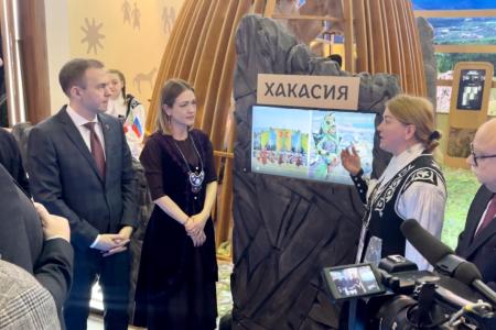 Ю.В. Афонин о выставке-форуме «Россия» на ВДНХ: Для дальнейшего развития нашей страны необходимо опереться на достижения советской эпохи