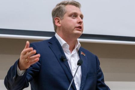 Фракция КПРФ в Свердловском Законодательном Собрании не поддержала закон, лишающий депутатов Дум Белоярского и Сысертского городских округов полномочий по утверждению правил землепользования