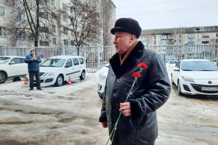 Тамбовские коммунисты почтили память И.В. Сталина
