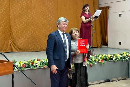 Дмитрий Новиков поздравил сотрудников Дома-музея В.И. Ленина в Ульяновске со 100-летием со дня создания