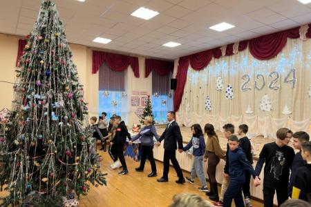 Депутат Госдумы России Сергей Казанков: «Я решил отпраздновать Новый год с теми, у кого не будет возможности встретить праздник дома»