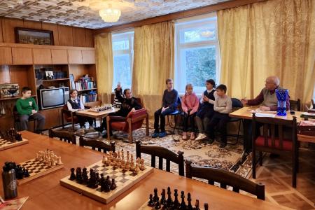 Коммунисты Тульской области почтили память народного Губернатора В.А. Стародубцева