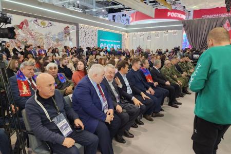 К.К. Тайсаев посетил мероприятие, посвященное Дню ЛНР