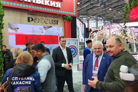 К.К. Тайсаев посетил мероприятие, посвященное Дню ЛНР
