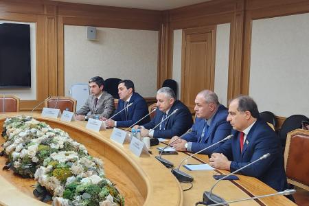 К.К. Тайсаев встретился со студентами из ЮО, принял участие в памятном мероприятии в честь И. Плиева и провёл двухсторонние встречи в ГД РФ