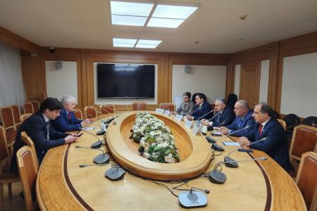 К.К. Тайсаев встретился со студентами из ЮО, принял участие в памятном мероприятии в честь И. Плиева и провёл двухсторонние встречи в ГД РФ