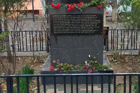 Дагестан. Дербентские коммунисты торжественно отметили 144 годовщину со дня рождения И.В. Сталина