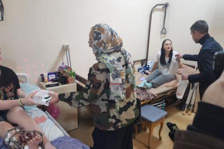 Делегация КПРФ во главе с К.К. Тайсаевым работает на Донбассе