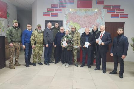 Делегация КПРФ во главе с К.К. Тайсаевым работает на Донбассе