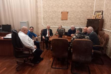 Делегация КПРФ во главе с К.К. Тайсаевым работает на Донбассе