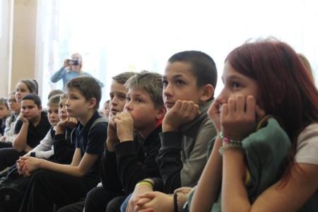 Делегация КПРФ во главе с К.К. Тайсаевым работает на Донбассе