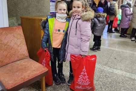 Делегация КПРФ во главе с К.К. Тайсаевым работает в Луганской Народной Республике