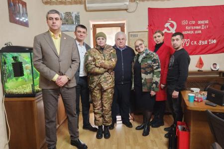 Делегация КПРФ во главе с К.К. Тайсаевым работает в Луганской Народной Республике