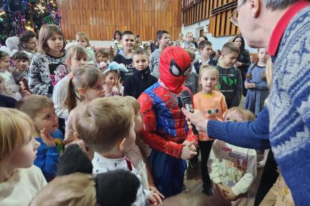 Делегация КПРФ во главе с К.К. Тайсаевым работает в Луганской Народной Республике