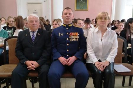 Ставропольские дети войны былой и герои сегодняшней СВО продолжают Уроки мужества