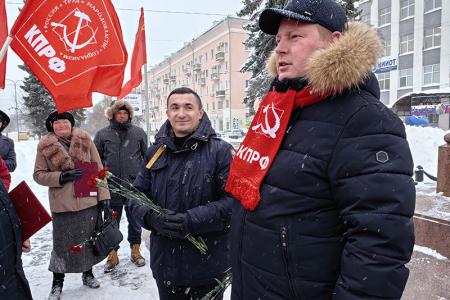 В Иванове после реставрации и ремонта открылся главный памятник В.И. Ленину