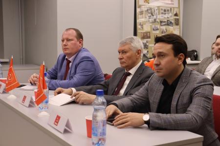 В Ярославле прошел межрегиональный партийный семинар-совещание