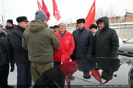 КПРФ отправила 119-й гуманитарный конвой на Донбасс