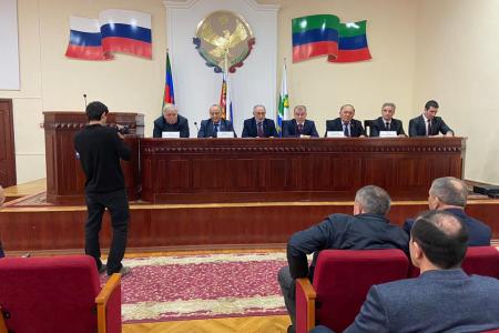 В Дербенте состоялся семинар-совещание актива Южного партийного округа Дагестанского республиканского отделения КПРФ