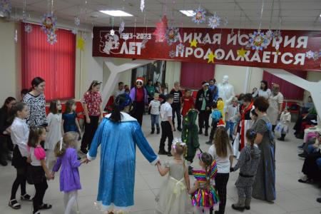 Алтайский край. «Крайкомовская елка» прошла в Барнауле