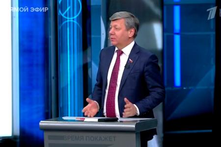 Дмитрий Новиков на Первом канале об ожиданиях от пресс-конференции президента: “Главное – это определиться, какой дорогой идти вперёд”